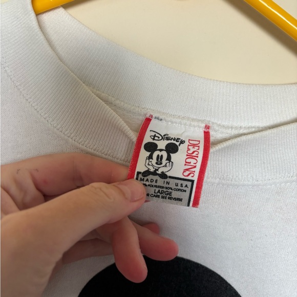 Vintage disney Mickey Mouse crewneck sweatshirt size medium - Picture 2 of 6